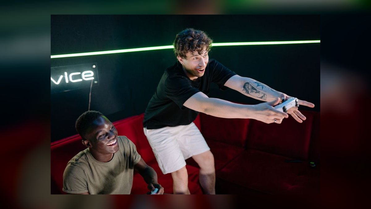 What is the total cost of a gaming setup for a beginner in 2027 — figure 6