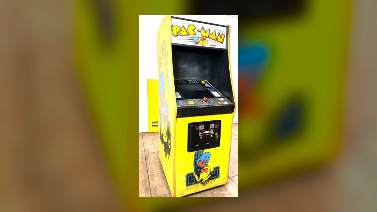 Top 10 Most Valuable Vintage Arcade Cabinets to Buy in 2027 — figure 1
