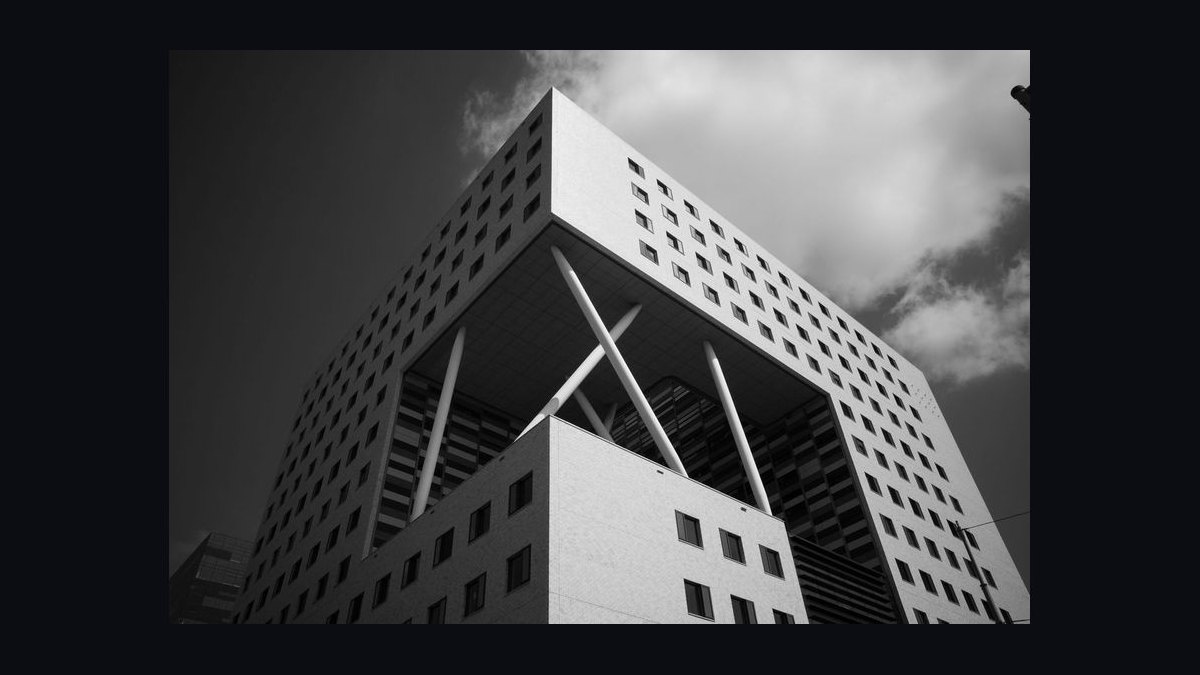 How do you build a vertical SaaS for electrical contractors go-to-market motion in 2027?