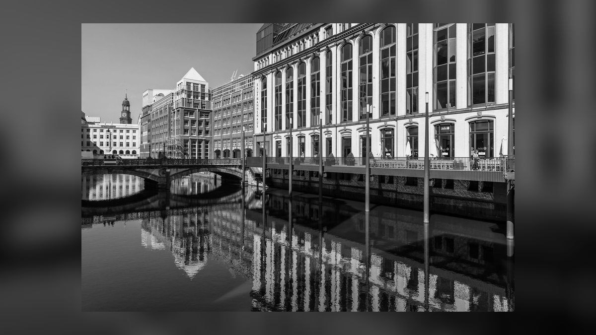 How do you build an industrial IoT platforms go-to-market motion in 2027 — figure 3