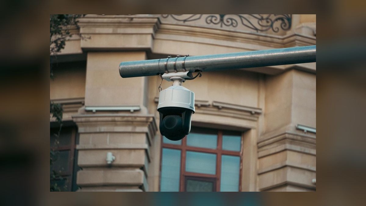 How do you build a data observability (Monte Carlo / Bigeye) go-to-market motion in 2027 — figure 8