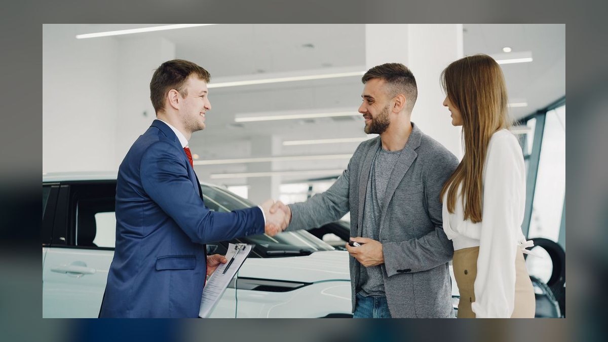 How do you build an AI for customer success (Catalyst / ChurnZero) go-to-market motion in 2027 — figure 9