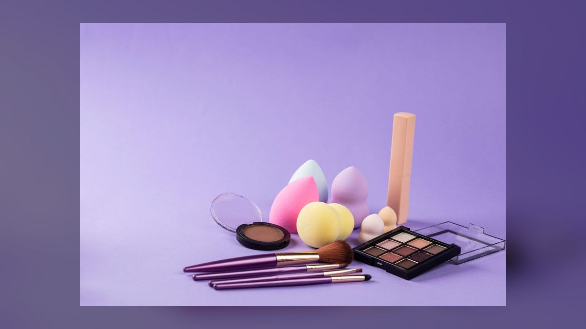 How do you build the GTM playbook for a DTC cosmetics brand in 2027 — figure 9
