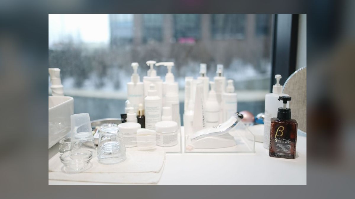 How do you build the GTM playbook for a DTC skincare brand in 2027 — figure 9