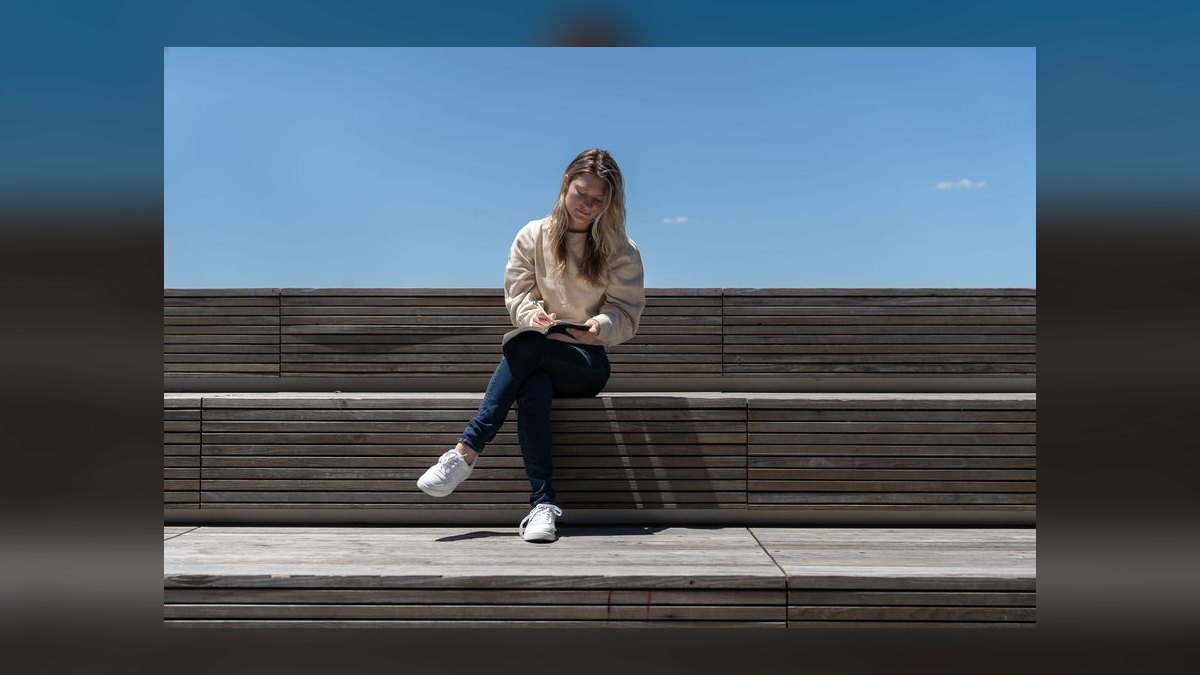 How do you build the GTM playbook for a pet sitting and dog walking marketplace in 2027 — figure 8