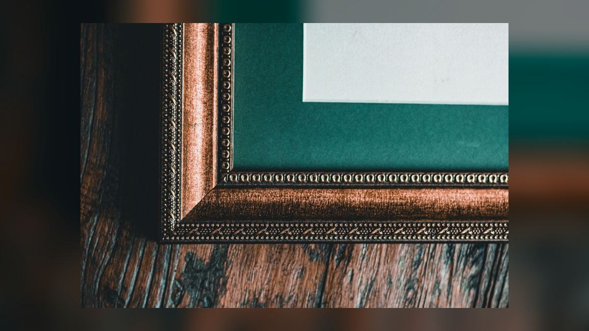 Custom Framing Services GTM Playbook 2027 — Designer Trade, AR Configurator, and the $148M Framebridge Operator Path — figure 9