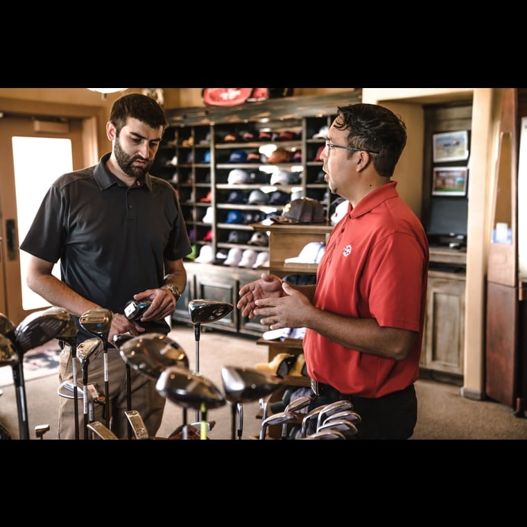 GTM Playbook for Sporting Goods Stores in 2027