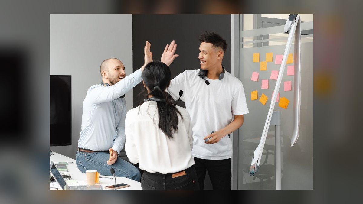 Sales-led top-down enterprise GTM motion in 2027 — figure 4
