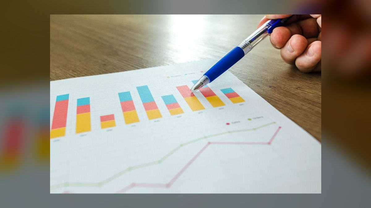 Enterprise RFP and procurement-led GTM playbook in 2027 — figure 8