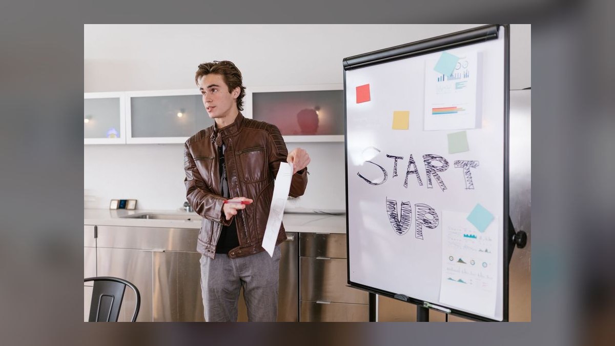 Founder-led sales GTM motion in 2027 — figure 10
