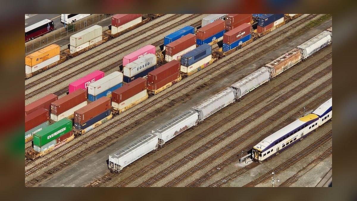 What is the go-to-market playbook for freight brokerages in 2027 — figure 6