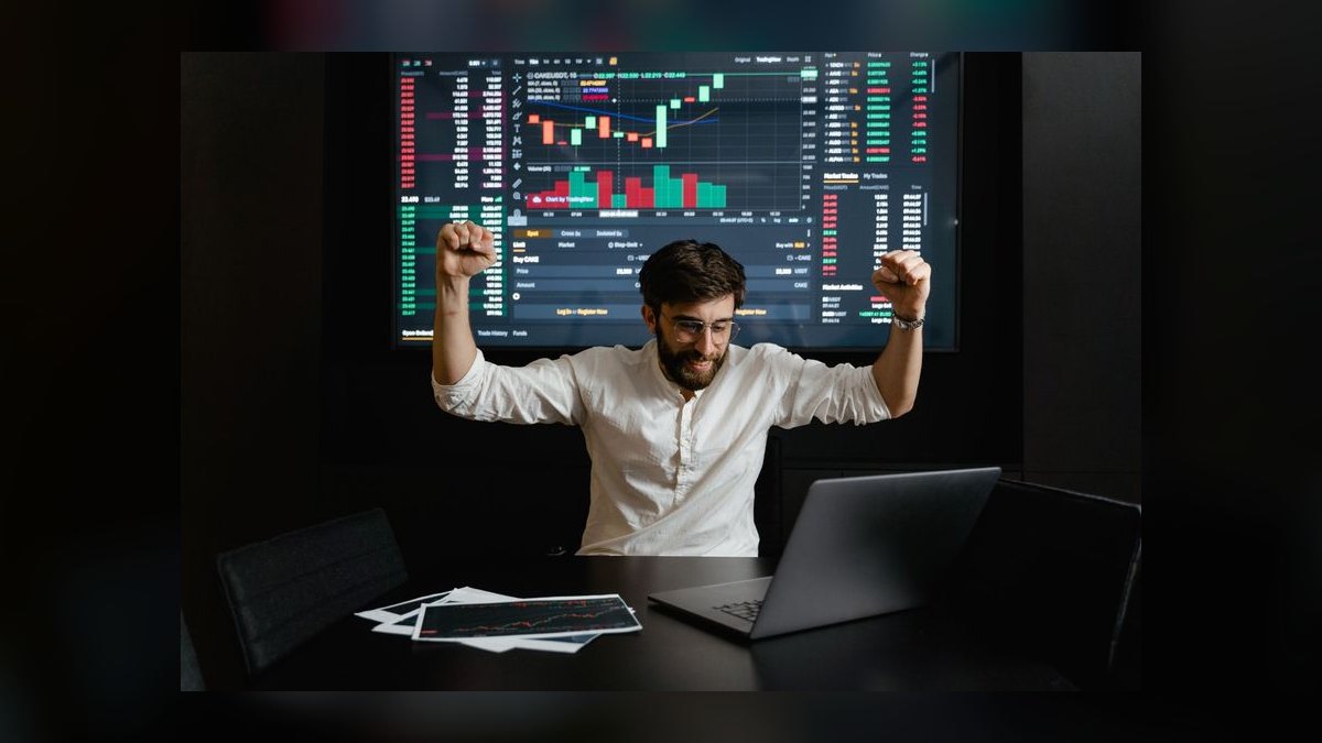 What is the go-to-market playbook for specialty retail chains in 2027 — figure 4