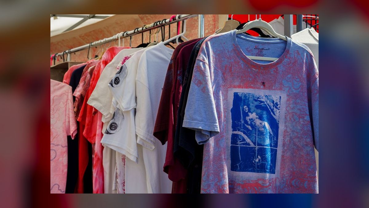 What is the go-to-market playbook for apparel and fashion brands in 2027 — figure 5