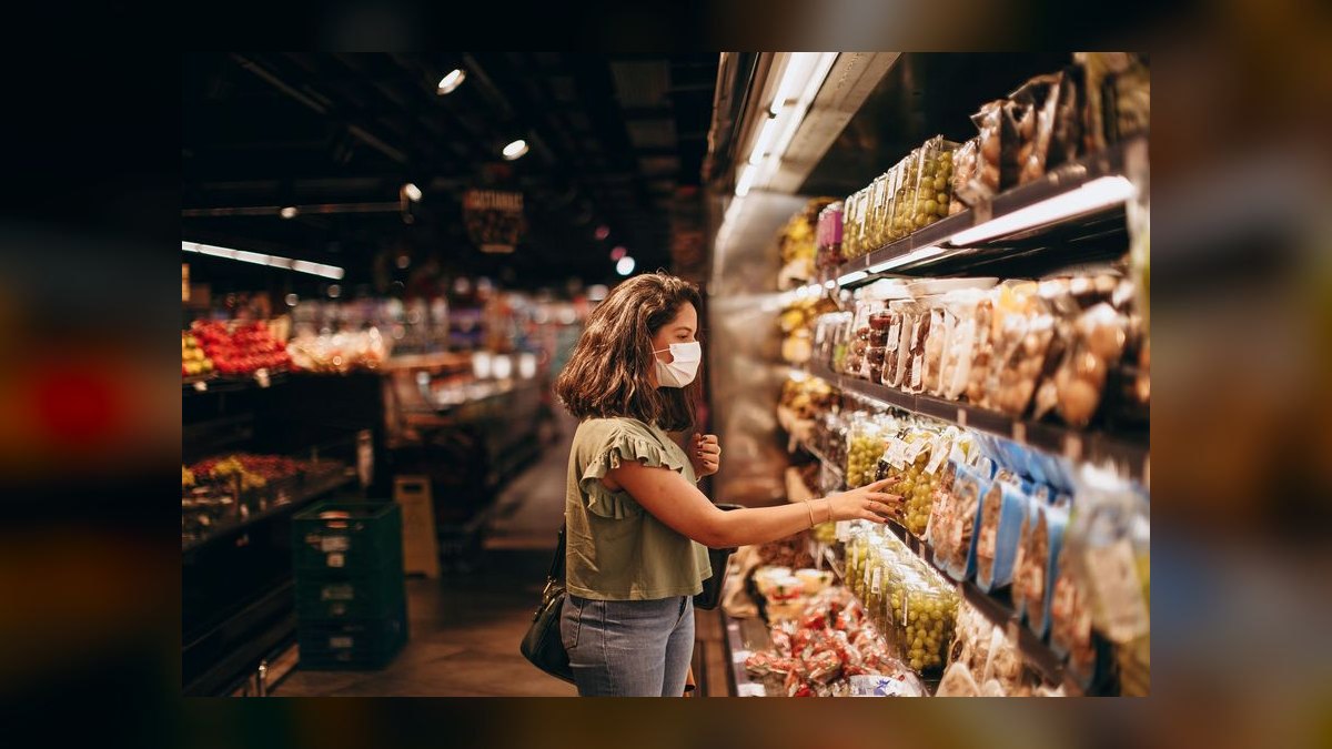What is the go-to-market playbook for consumer electronics brands in 2027 — figure 8