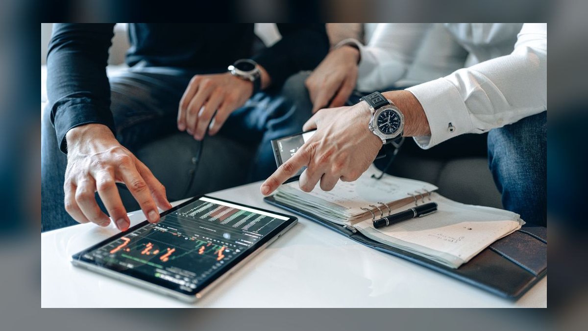 What is the go-to-market playbook for digital publishers in 2027 — figure 5