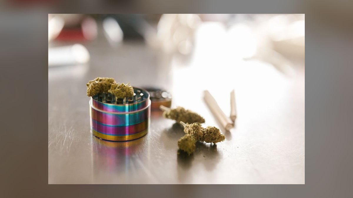 What is the go-to-market playbook for cannabis dispensaries in 2027 — figure 5