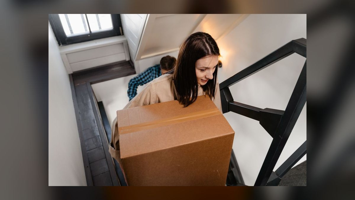 What is the go-to-market playbook for moving and storage companies in 2027 — figure 2