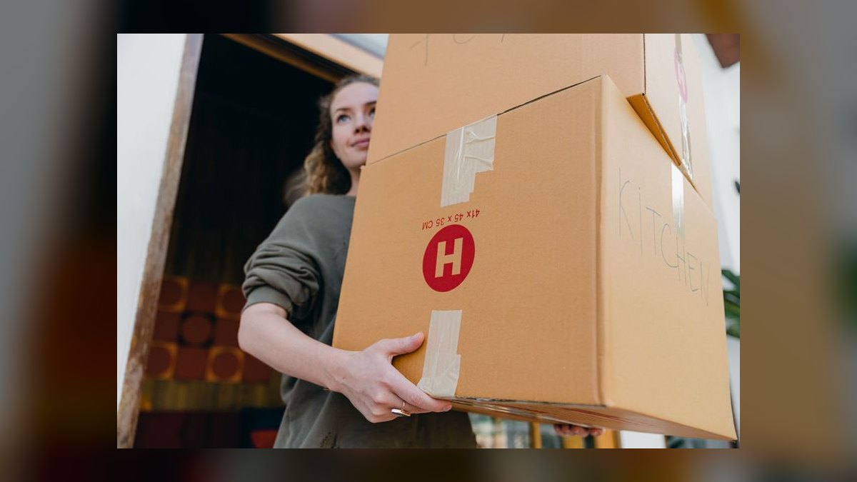 What is the go-to-market playbook for moving and storage companies in 2027 — figure 7
