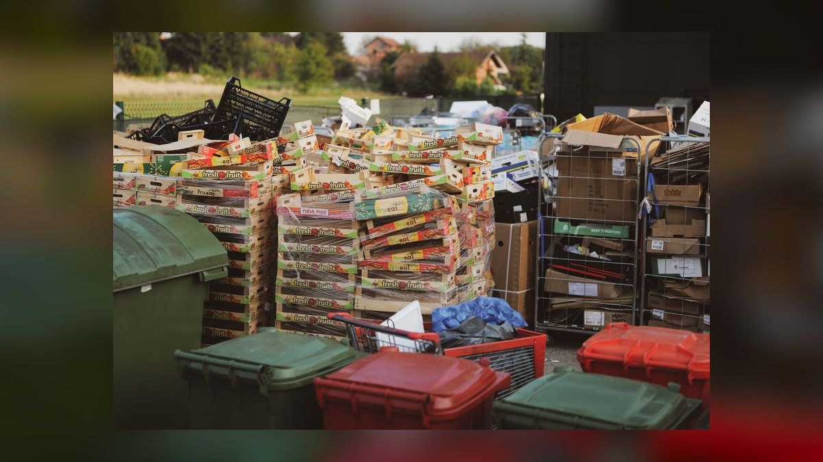 What is the go-to-market playbook for waste management firms in 2027 — figure 8