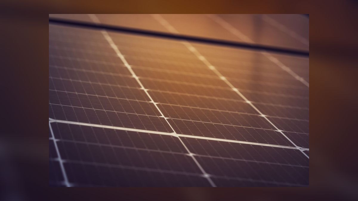 What is the go-to-market playbook for solar energy developers in 2027 — figure 10