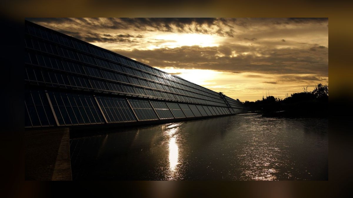 What is the go-to-market playbook for solar energy developers in 2027 — figure 3