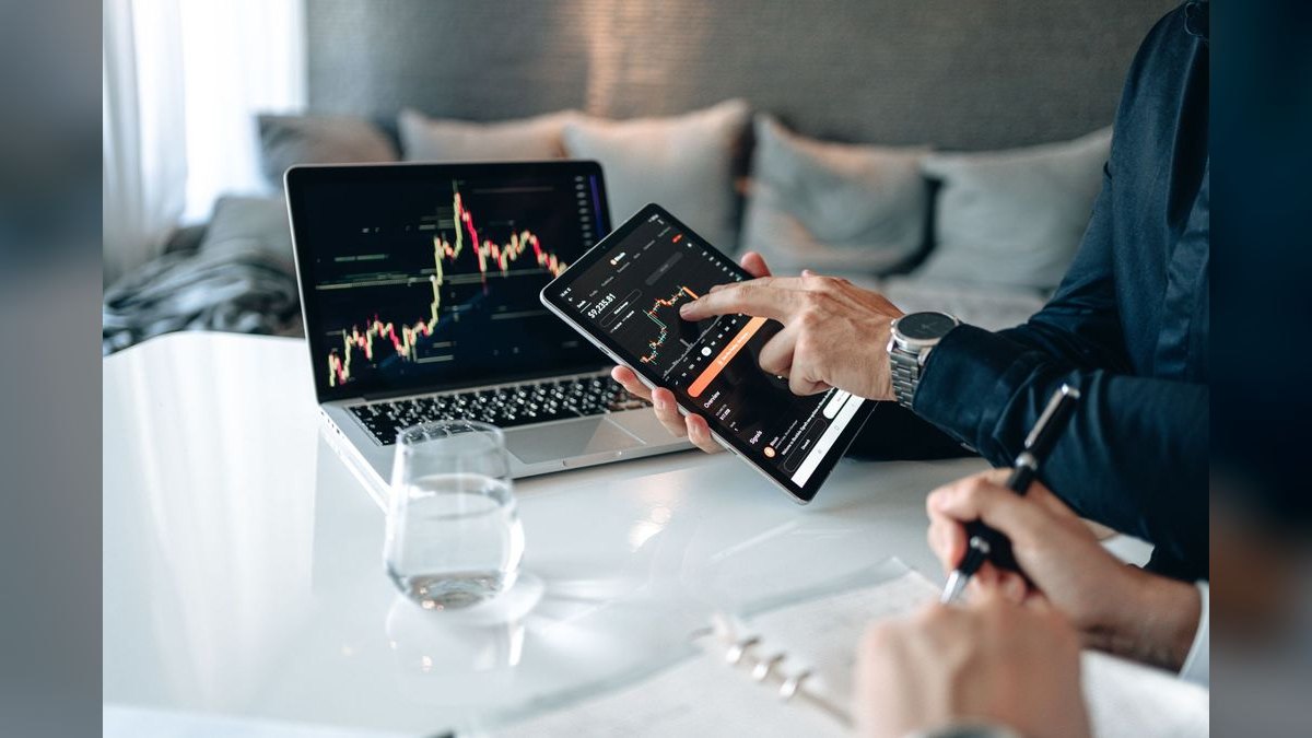 What is the go-to-market playbook for a usage-based pricing launch in 2027?