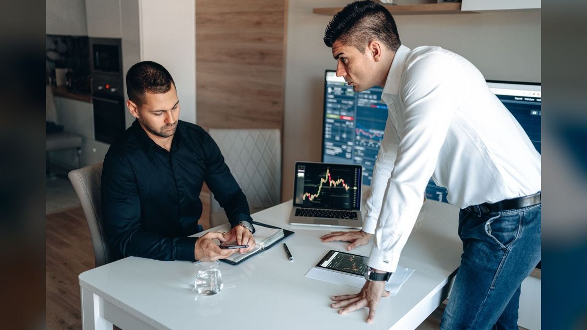 What is the go-to-market playbook for a usage-based pricing launch in 2027?