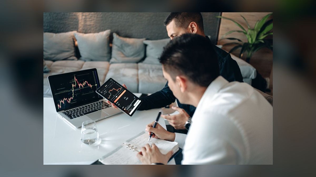 What is the go-to-market playbook for developer-led growth in 2027 — figure 6