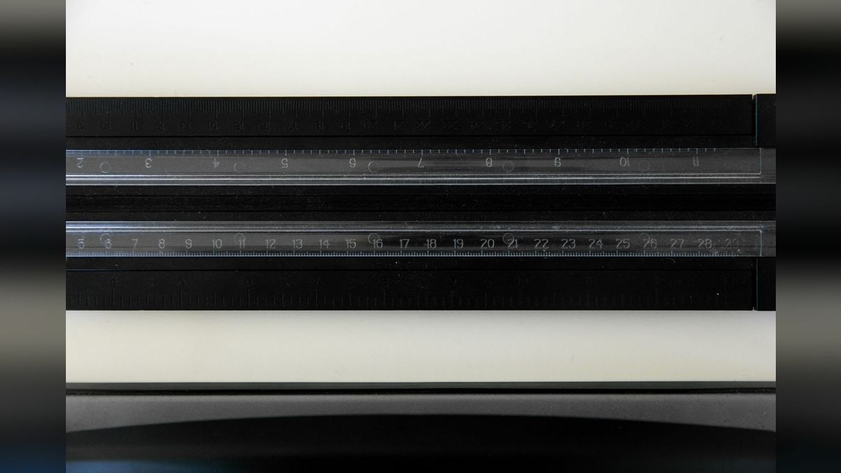 What is the ideal SDR-to-AE ratio for a vertical SaaS targeting dental practices in 2027 — figure 6