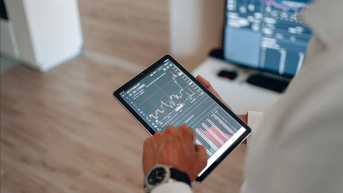 What is the optimal go-to-market motion for a non-emergency medical transportation platform in 2027 — figure 2