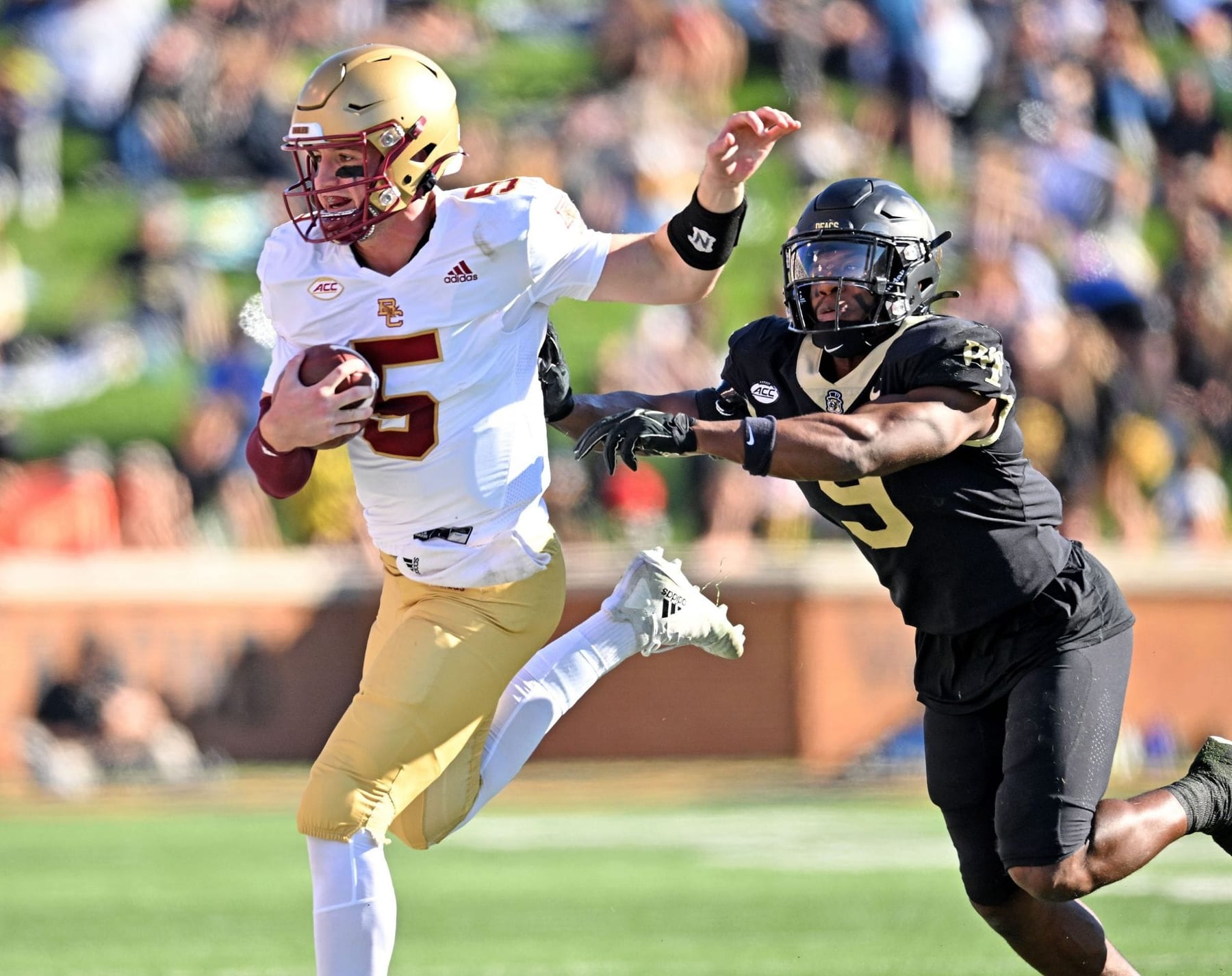 What is the average NIL deal size for a top-100 football recruit in 2027 — figure 4