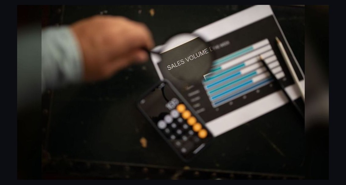 Top 10 Sales KPIs for Commercial Bus Dealership in 2027
