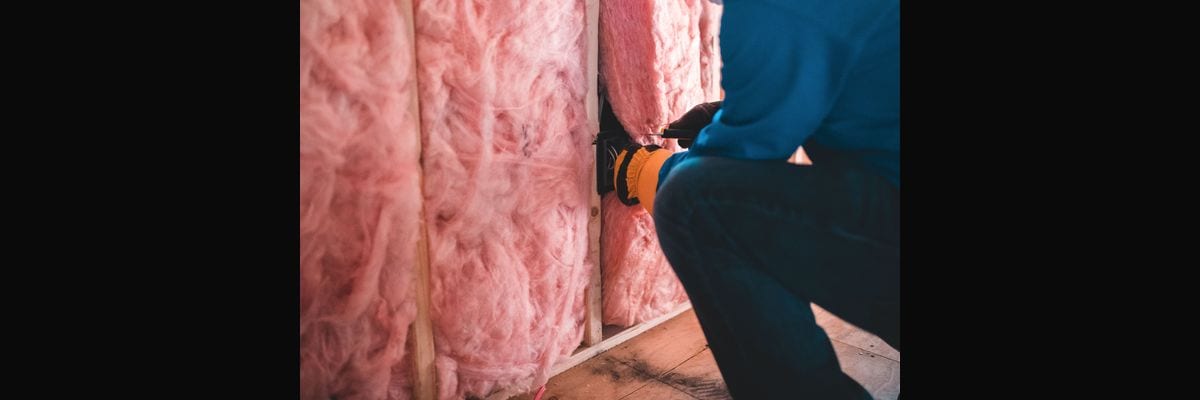 What are the key sales KPIs for the Commercial Insulation Contracting industry in 2027?