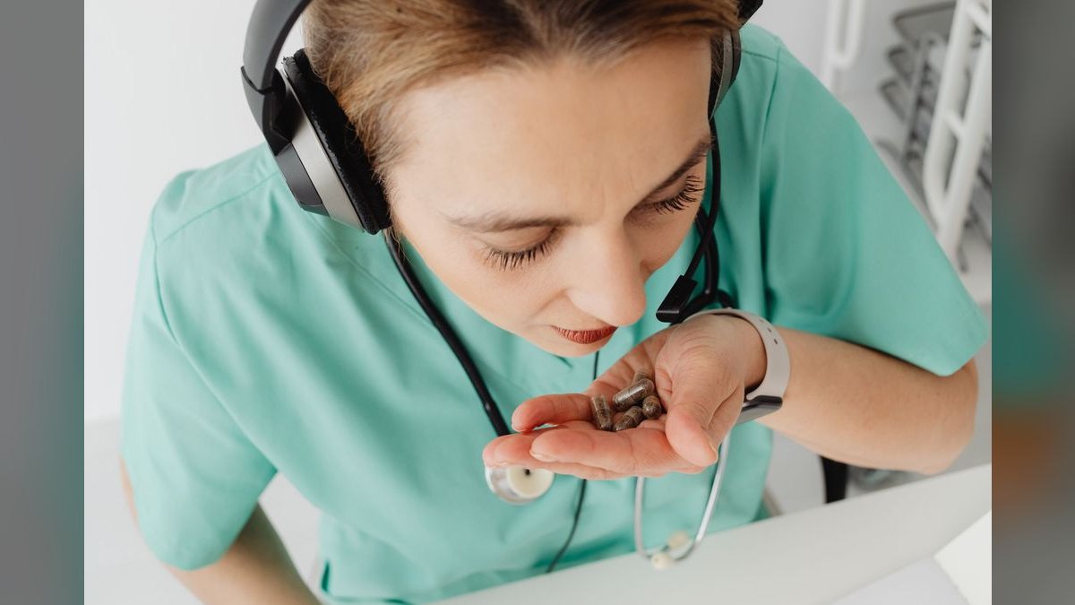 What are the key sales KPIs for the Telehealth Platform Services industry in 2027 — figure 3