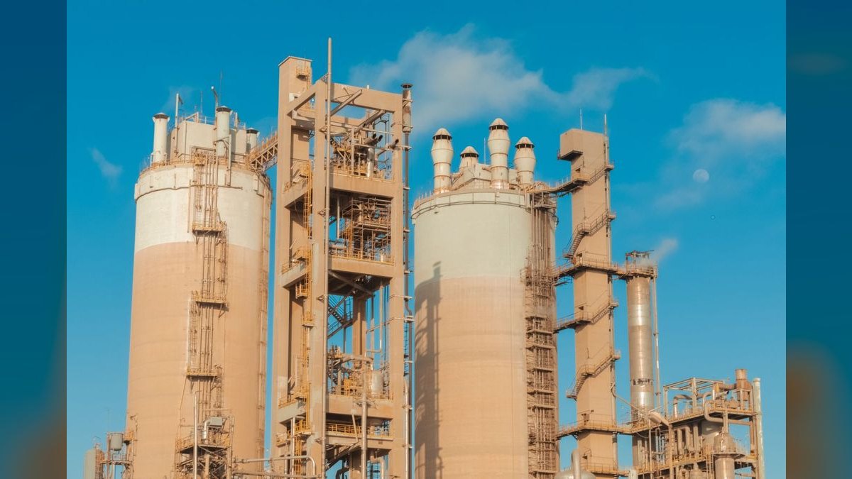 What are the key sales KPIs for the Industrial Refrigeration Contracting industry in 2027 — figure 4