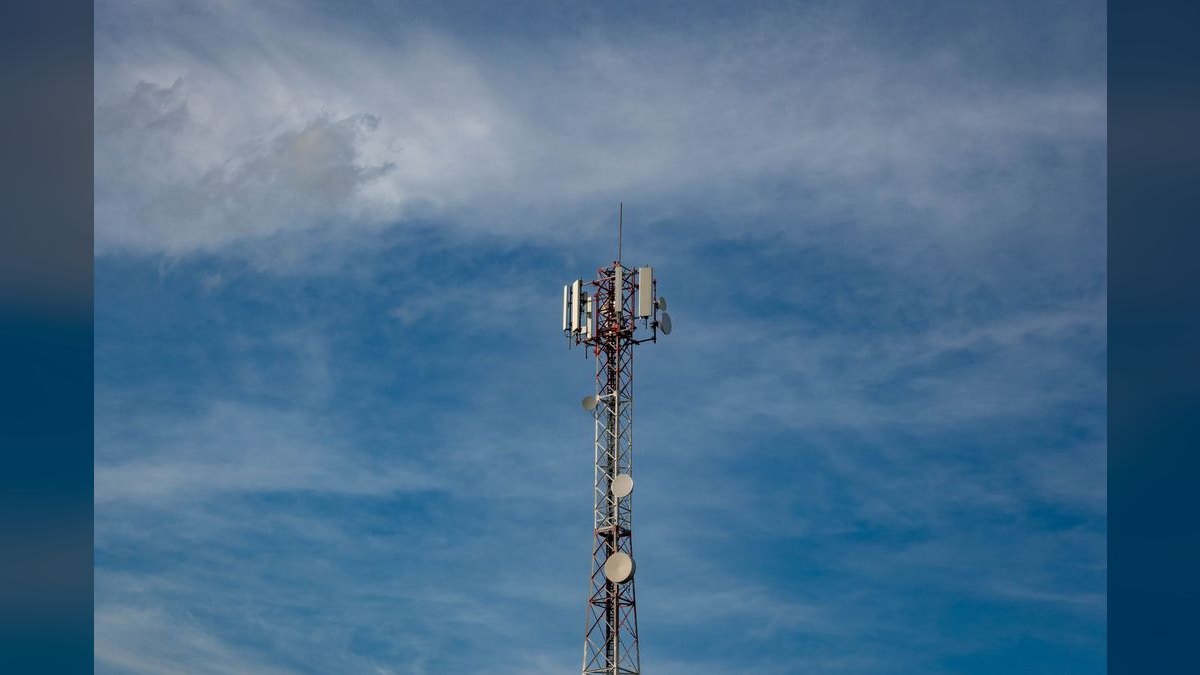 What are the key sales KPIs for the Telecom Tower Construction & Maintenance industry in 2027 — figure 2