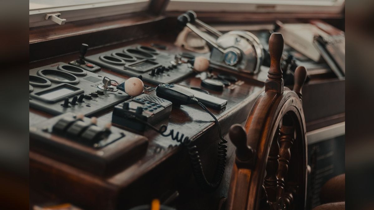 What are the key sales KPIs for the Marine Dredging & Waterway Maintenance industry in 2027 — figure 2