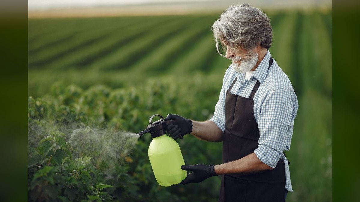 What are the key sales KPIs for the Agronomy & Crop Advisory Services industry in 2027 — figure 3