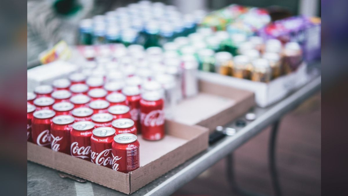 What are the key sales KPIs for the Beverage Co-Packing & Contract Bottling industry in 2027?