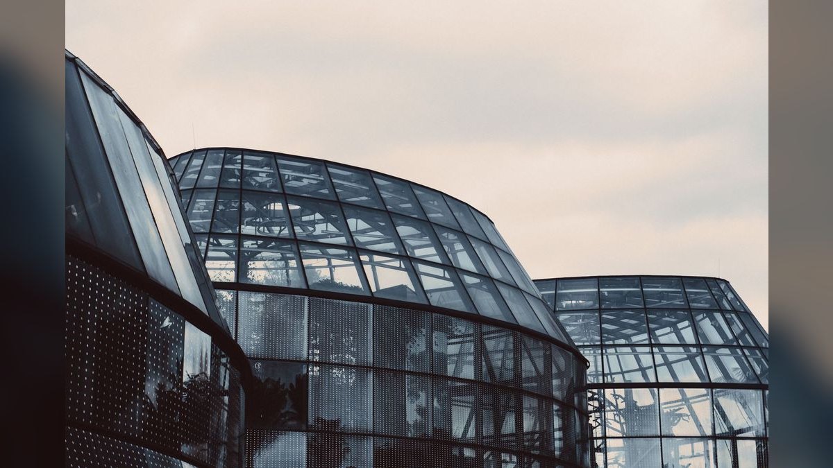 What are the key sales KPIs for the Architectural Sheet Metal & Custom Flashing Fabrication industry in 2027?