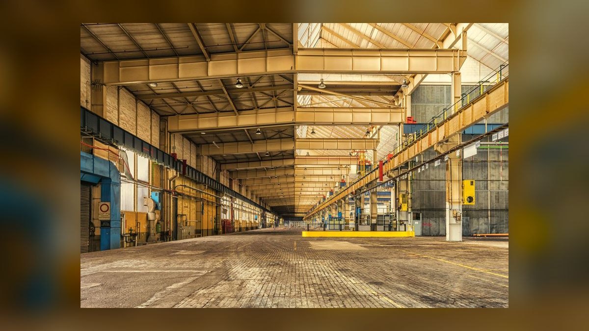 What are the key sales KPIs for the Industrial Robotics Integration industry in 2027 — figure 7