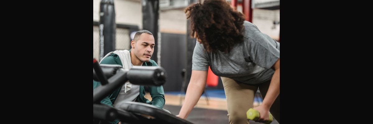 What are the key sales KPIs for the Health Club and Gym Operations industry in 2027?