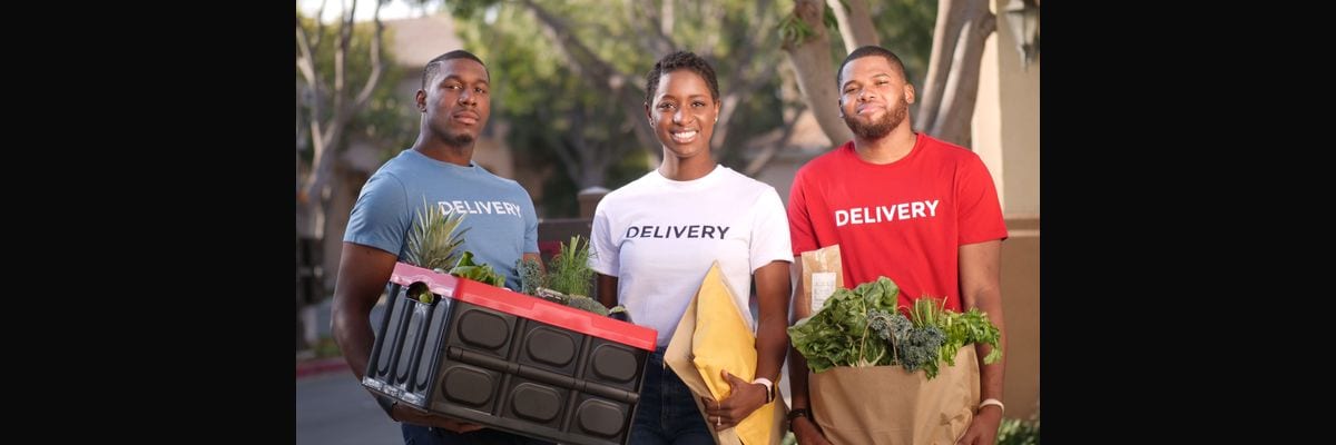 What are the key sales KPIs for the Online Grocery and Q-Commerce Delivery industry in 2027?