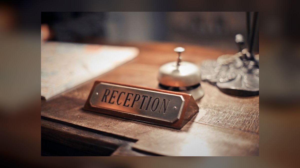 What are the key sales KPIs for the Hotel Brand Operations industry in 2027 — figure 8