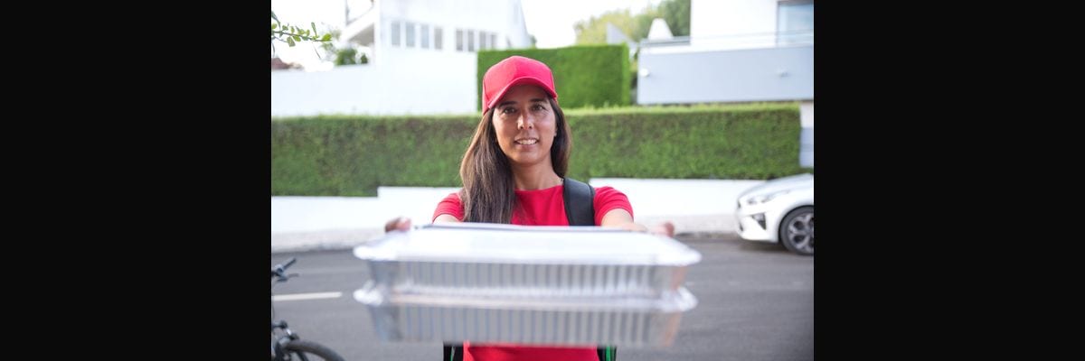 What are the key sales KPIs for the Food Delivery Marketplace industry in 2027?