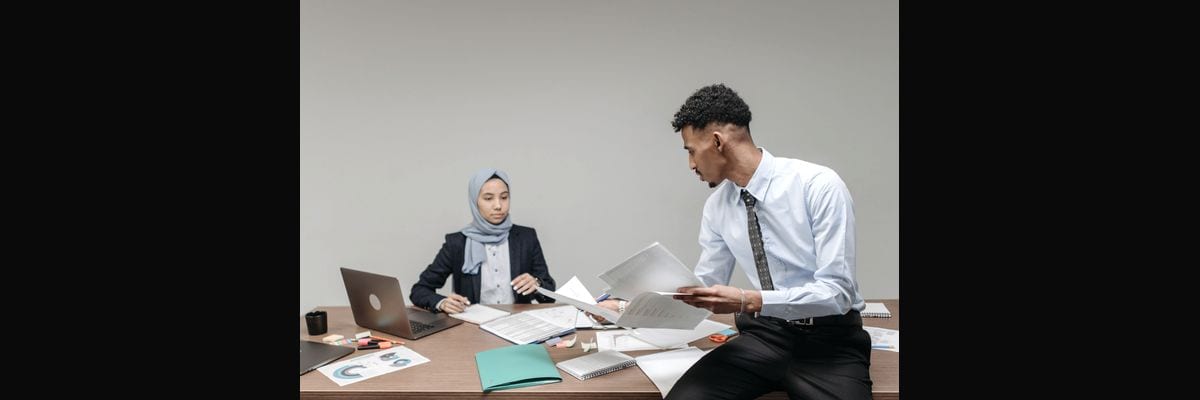 What are the key sales KPIs for the Document Management and Capture industry in 2027?