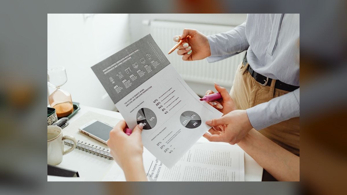 What are the key sales KPIs for the Identity Verification industry in 2027 — figure 10