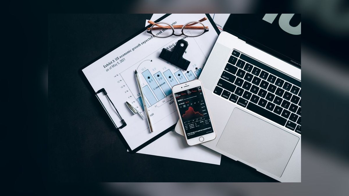 What are the key sales KPIs for the Identity Verification industry in 2027 — figure 9