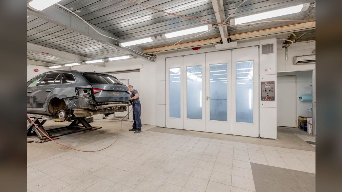 The Best KPIs for Auto Body Shops in 2027 — figure 1