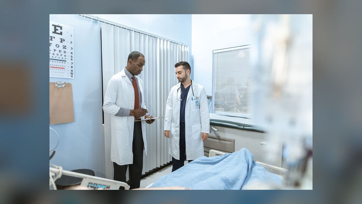 Revenue Per Patient Visit in Outpatient Primary Care Clinics in 2027 — figure 6
